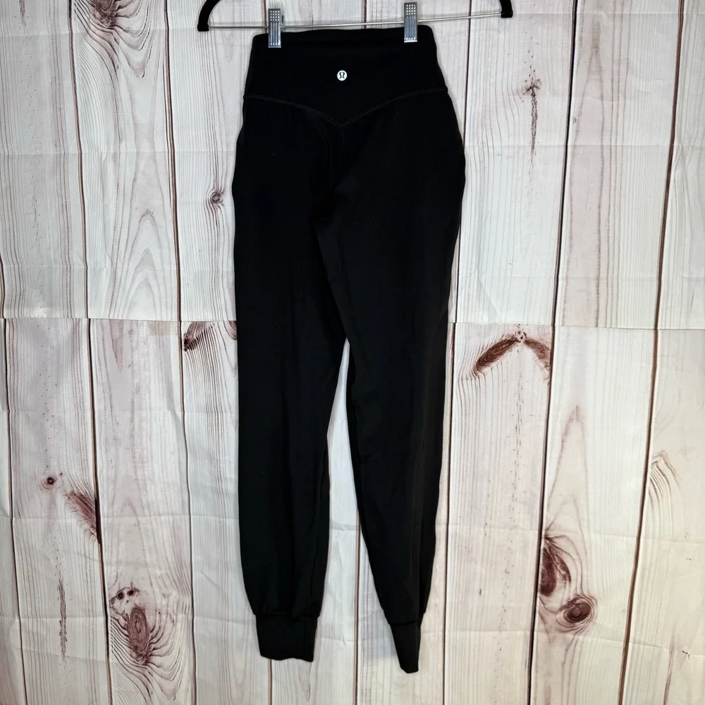 Lululemon Align Jogger 28